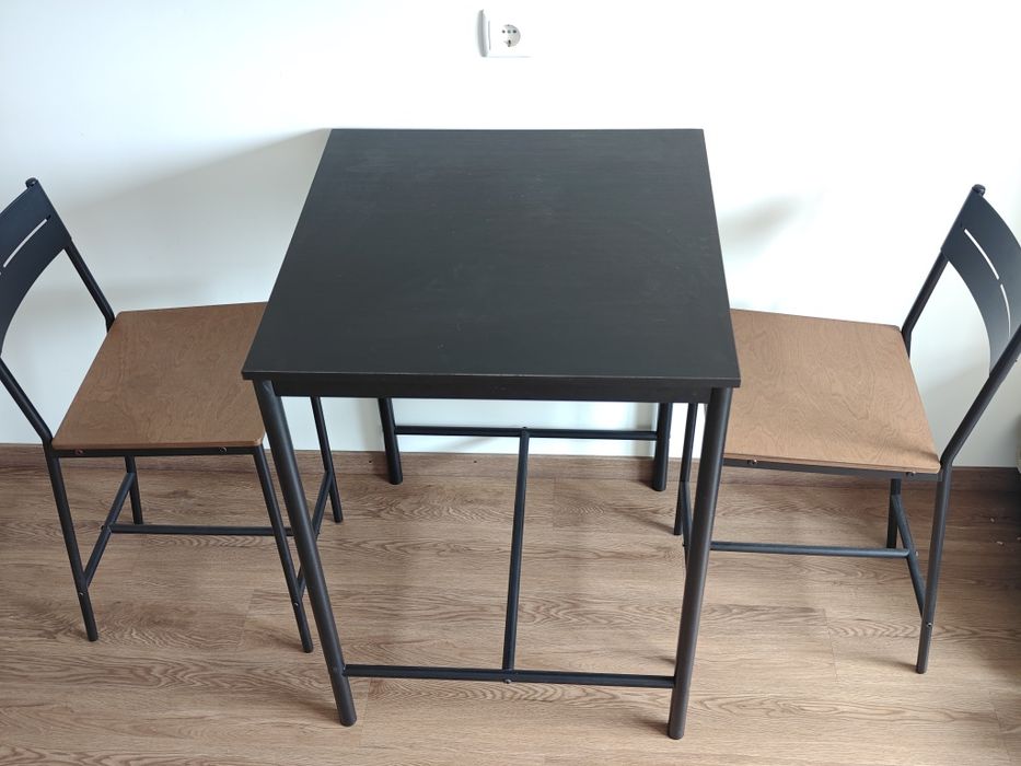 Mesa alta de cozinha/bar c/ 2 cadeiras (IKEA)