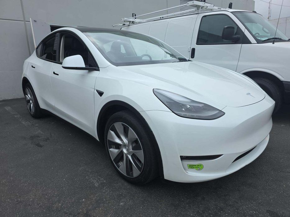 2024 Tesla Model Y Dual Motor Long Range
