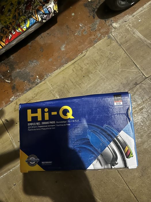Колодки hi-q на мазда 3 бк новые