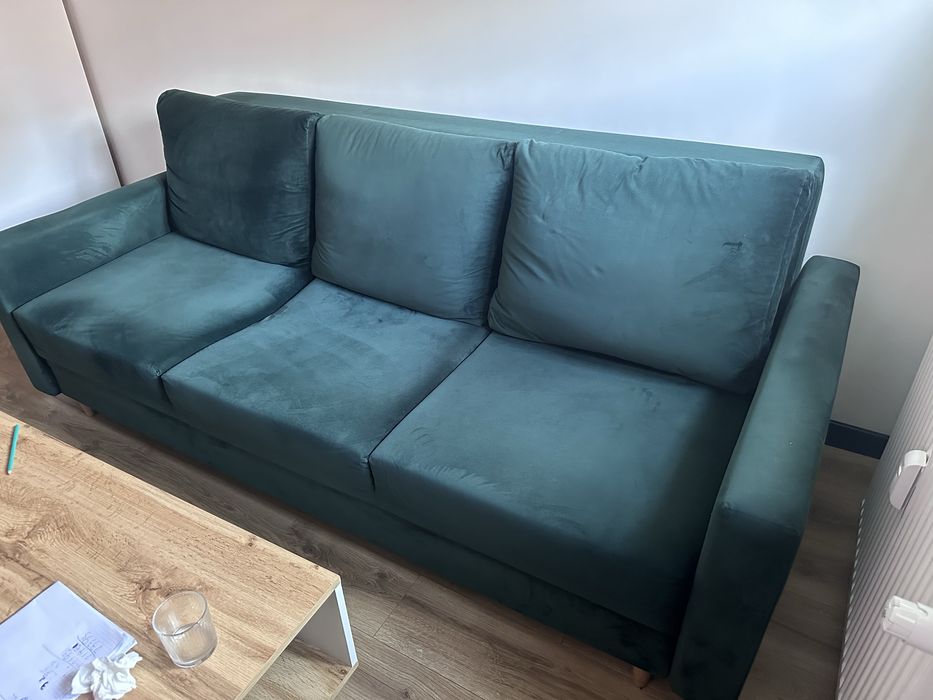 Sofa rozkladana  zioelona butelka