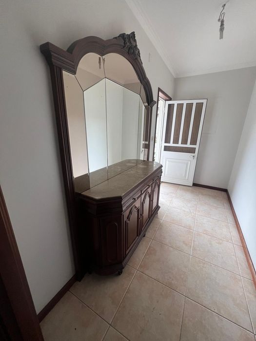 Aparador em Cerejeira