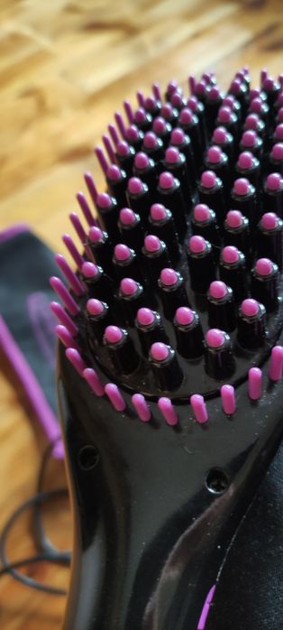 Електричний гребінець укладка