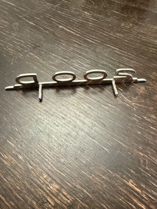 Stary pin znaczek 200d kubuś w110 mały