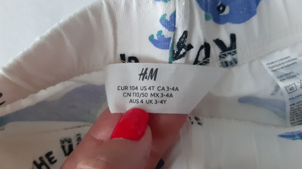 Костюм h&m 104 розмір