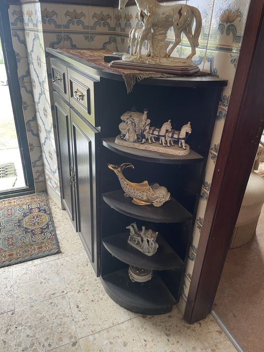 Sapateira de Madeira