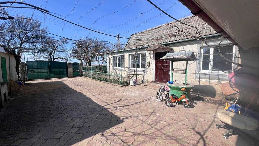 Продам дом в Овидиополе  с видом на лиман