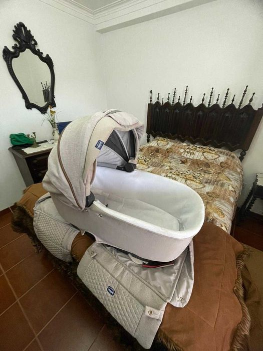 Em excelente estado carrinho bebe