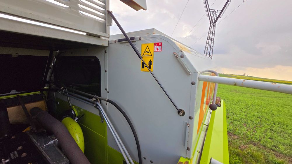 Комбайн зернозбиральний свіжопривезений mega claas