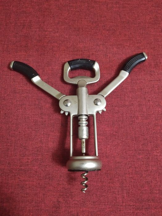 Штопор для открывания бутылок