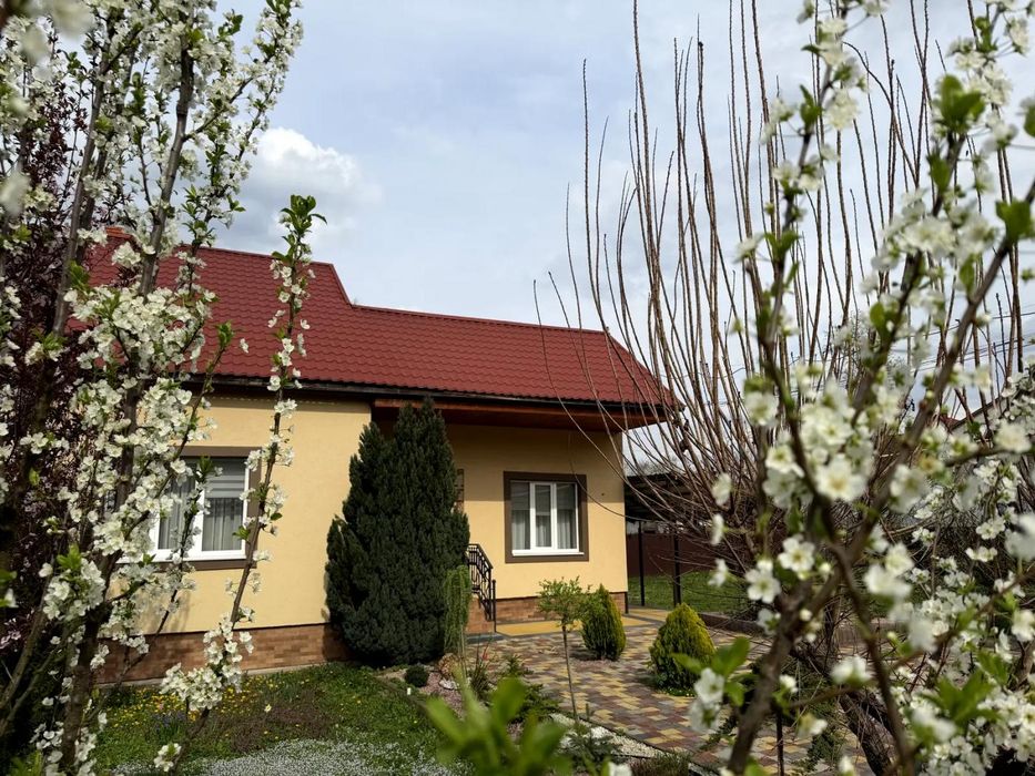 ПРОДАЄТЬСЯ ПРЕМІУМ-ЗАТИШОК У ХУСТІ: БУДИНОК, У ЯКОМУ ХОЧЕТЬСЯ ЗАЛИШИТИСЯ НАЗАВЖДИ!