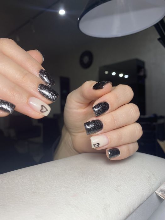 Нарощення нігтів Ужгород