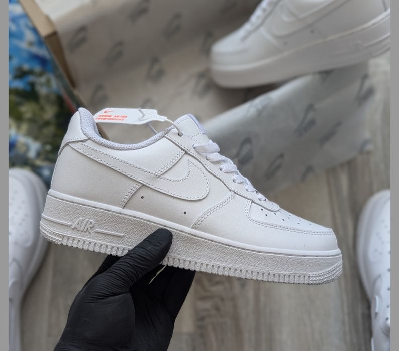 Кросівки Nike Air Force 1 білі  р.36-46, шкіра, унісекс,  В'єтнам,  люкс