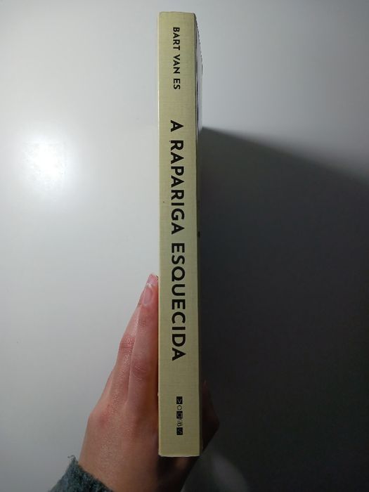 A rapariga esquecida