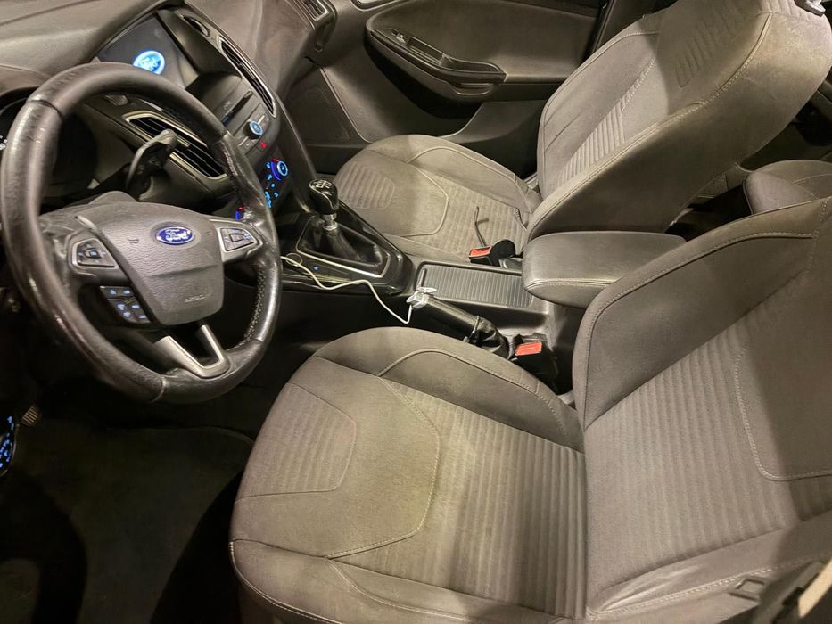 Ford Focus — fotografia 7