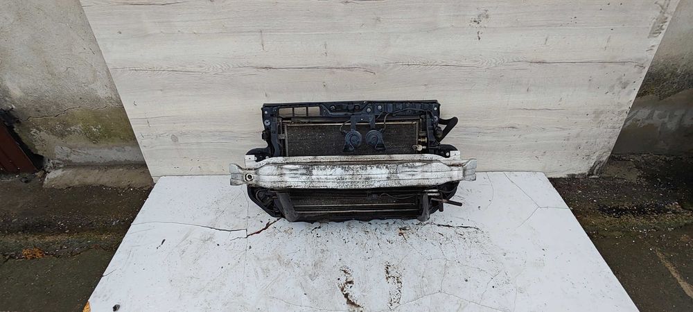 Pas Przedni kompletny Audi A6c6 a6 c6 2.4 2.8 FSI 3.2
