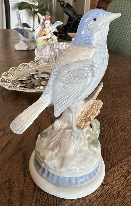 Figurka ptak ptaszek brak sygnatury porcelanowy ceramiczny 1323