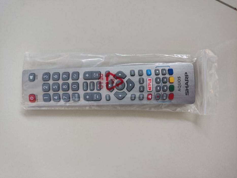 Pilot do telewizorów Sharp Aquos Technika Blaupunkt