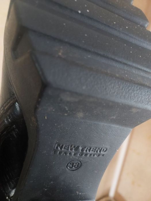 Обмін взуття 38,39р. Майже нові