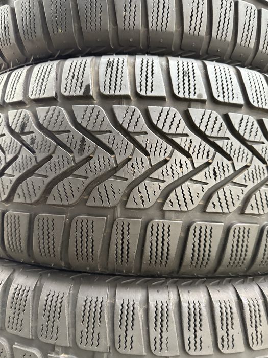 215/60/16 Lassa Snoways 3