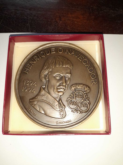 Medalha bronze  O Infante e outras