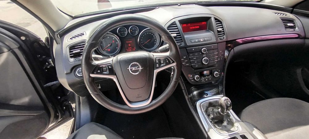 Opel Insignia 2.0 cdti 2010