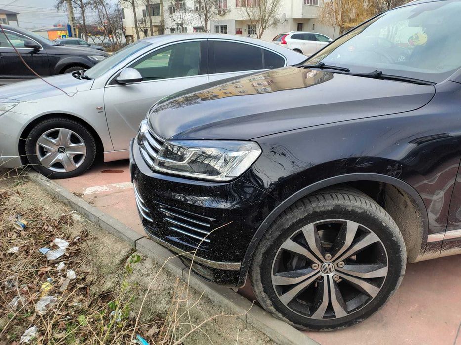 Розборка шрот Туарег Touareg Таурег двері крила капот Таурек nf fl 2,3