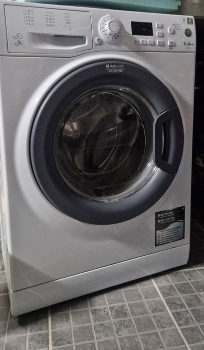 Máquina Lavar Roupa Ariston Hotpoint WMG722