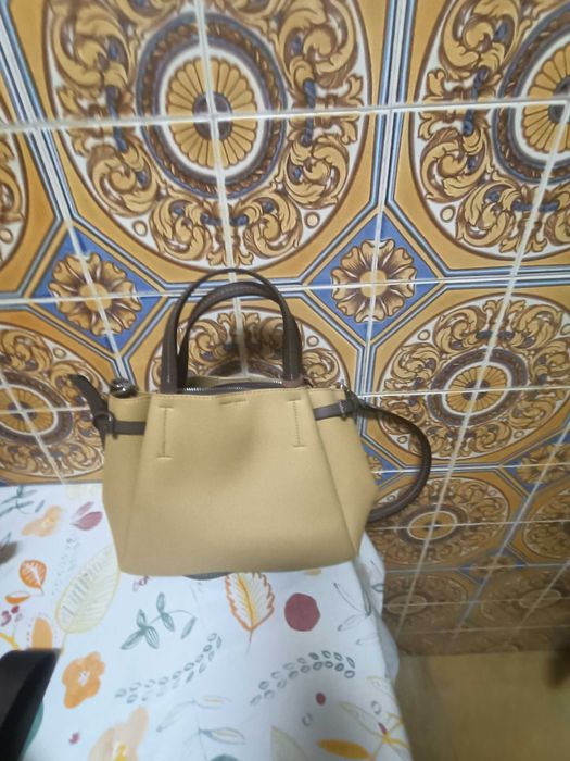 Vendo Malas e Carteiras