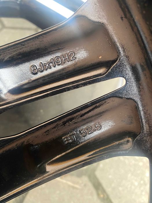 Felgi Aluminiowe FORD OE  5x108 8,0jx19 ET52,5