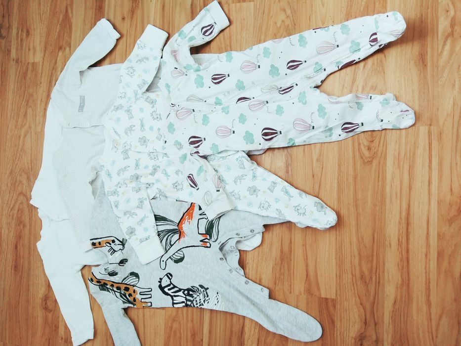 Pajacyki, bodziaki 5 sztuk + niespodzianka gratis 68-74 (3-9 m)