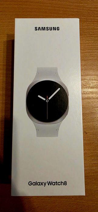 Smartwatch SAMSUNG Galaxy Watch8 40mm /LTE/ Bluetooth / Wi-Fi / GPS / kolor: SILVER
