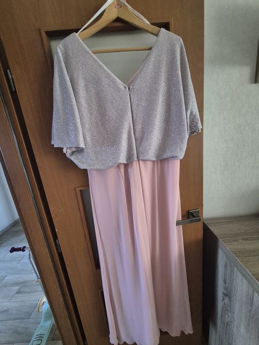 Piękna sukienka na wesele