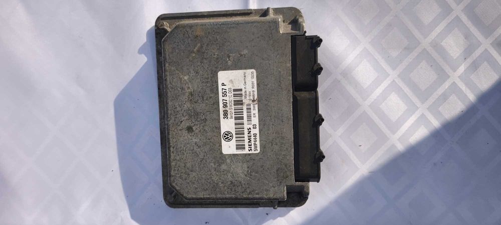Sterownik silnika Volkswagen Passat 3B090.7557P
