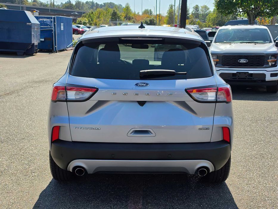 Ford Escape hyb      2023
