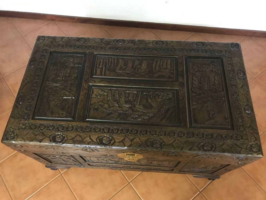 Arca Cânfora - Tralhão