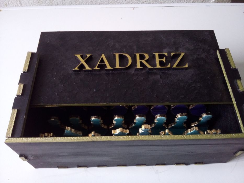 Jogo de xadrez feito á mão