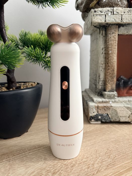 Urządzenie liftingujące do twarzy B-Booster PRO Beautifly