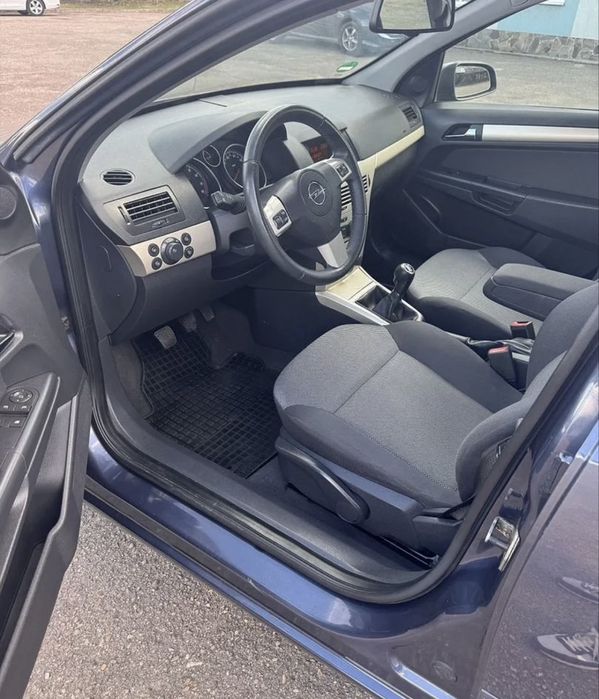 Opel Astra H 2008