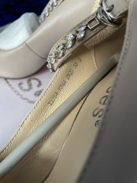 Туфлі жіночі Erisses бежеві натуральна шкіра 950-22DT 33