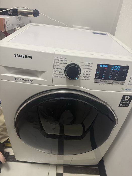 Стиральная машинка Samsung WD80K5410OW б/у