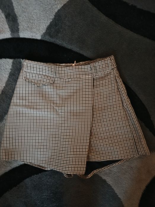 Продам шорти -спідницю