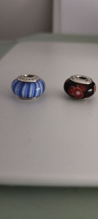 Contas Murano Pandora.