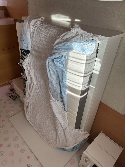 Cama casal 1,60 x 2 m branca com colchão