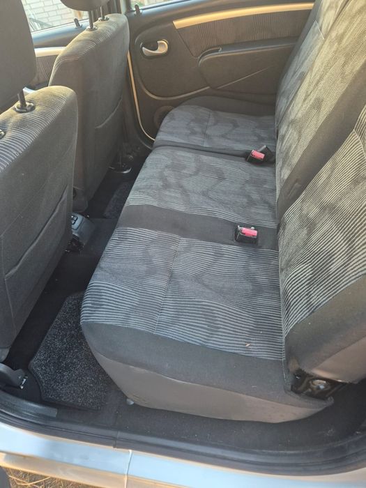 Авто Dacia Logan ИДЕАЛ