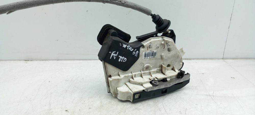 Fechadura / fecho porta frente direito VOLKSWAGEN Polo (6R, 6C)