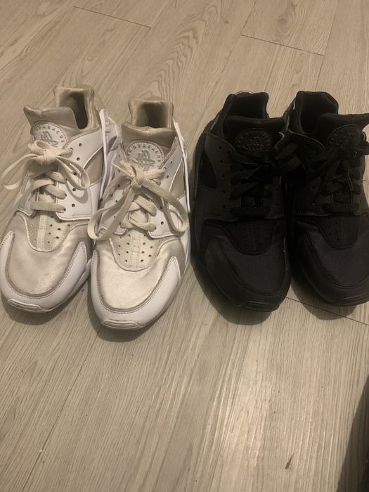 2 pares de tenis nike haurache