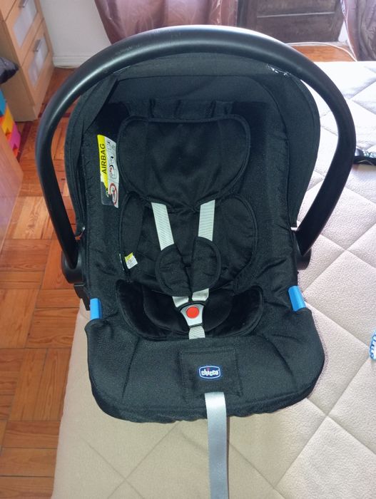 Cadeira auto Chicco Kaily com base