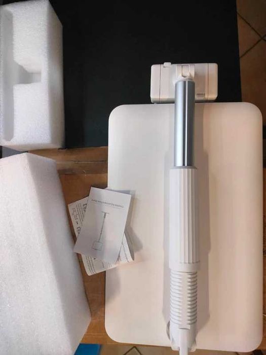 Uchwyt podłogowy na tablet i telefon obrotowy