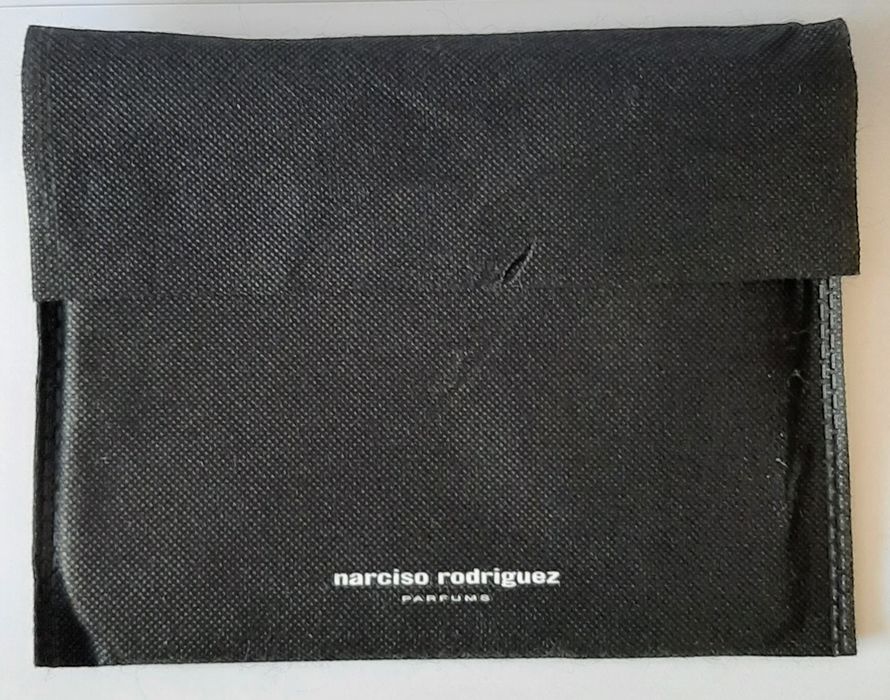 Kosmetyczka z lusterkiem Narciso Rodriguez