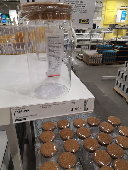 3 Canecas IKEA  1.5 litros Vendo metade do preço